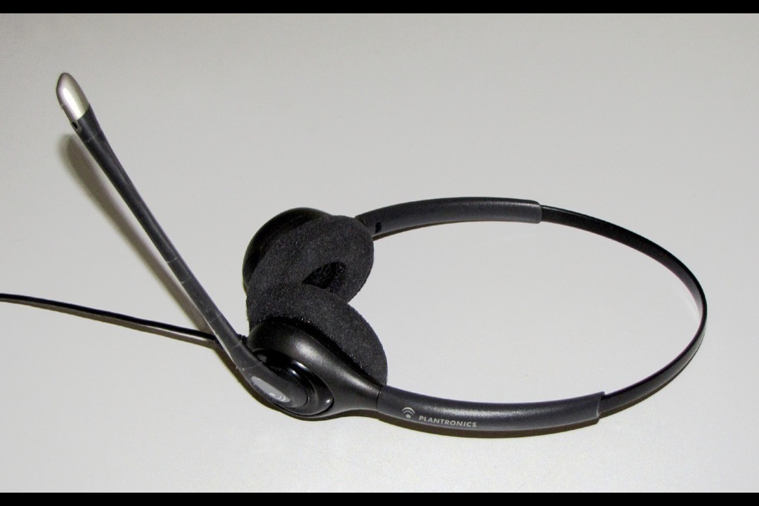 Best USB headsets of 2026 — wired and wireless models reviewed for Zoom, Teams, and Google Meet calls
